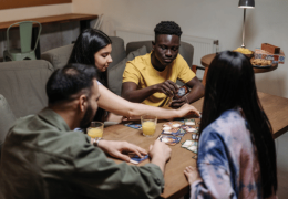 Top 6 des jeux de cartes à sortir entre amis